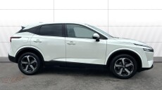 Nissan Qashqai 1.3 DiG-T MH 158 N-Connecta 5dr Xtronic Petrol Hatchback